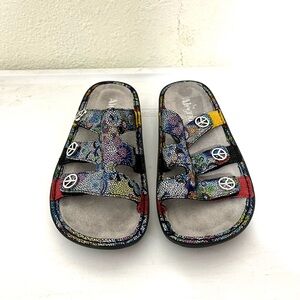 Alegria Venice hippie chic Women's rainbow Strap Sandals sz 37 7 peace sign